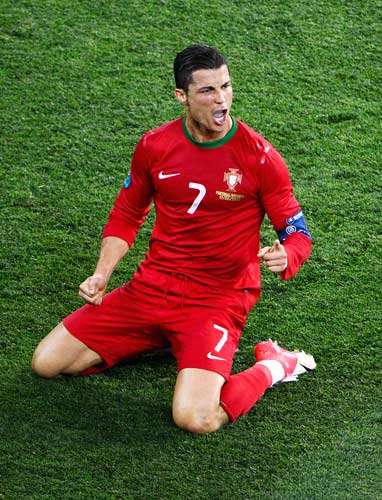 2025年选手数据盘点：ZywOo狂揽8座MVP；donk击杀效率最高