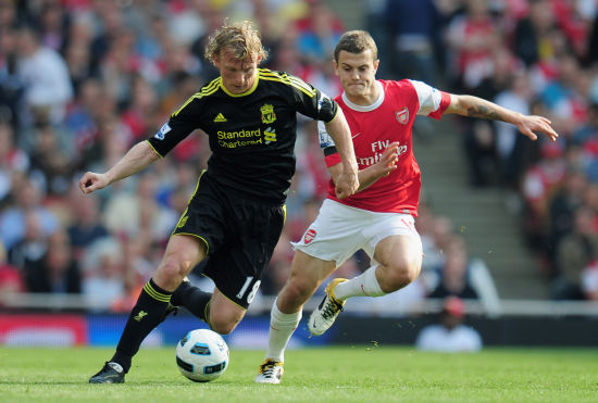 体坛联播｜坎塞洛租借加盟巴萨，格瓦迪奥尔右腿胫骨骨折