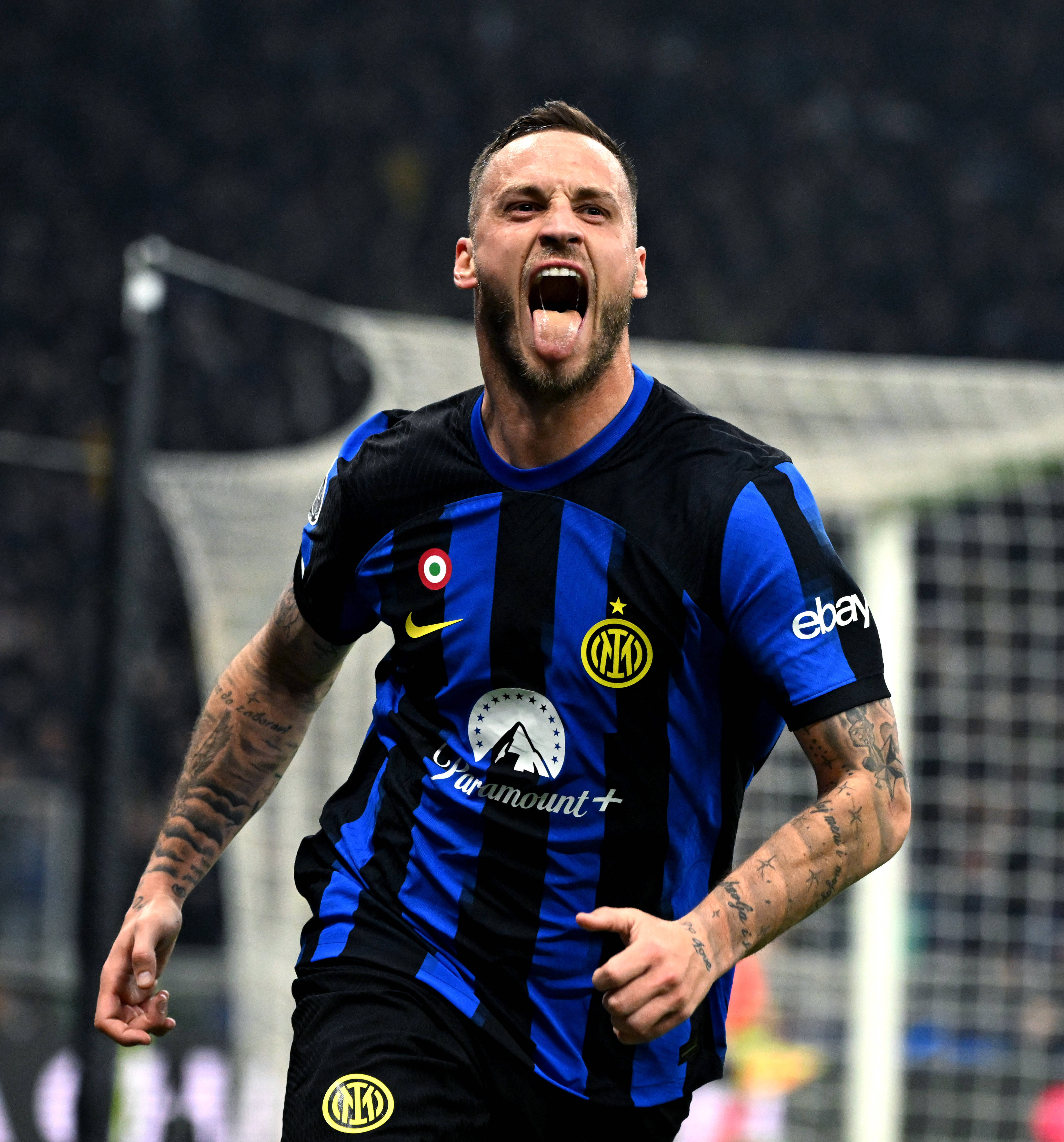 CBA最新排名榜：上海傲视群雄，广厦广东紧随其后，辽宁掉出前八