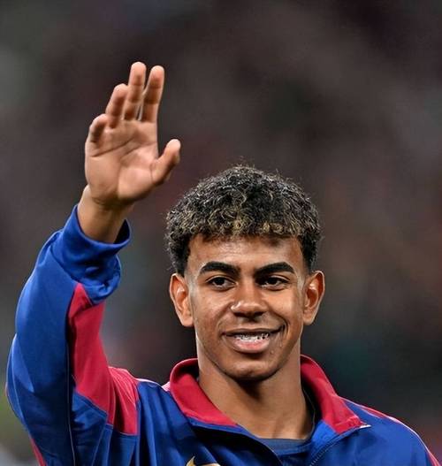 维金斯首次回应加盟湖人！怒斥莱利太过分，表达与东契奇携手争冠的决心