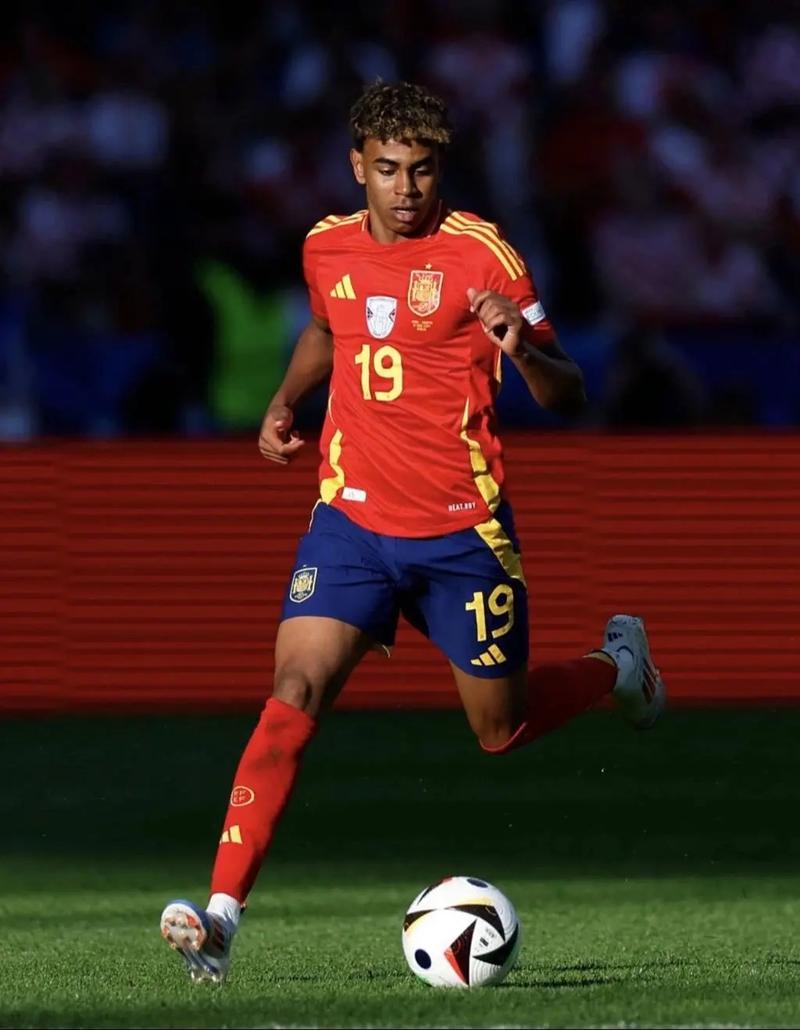 厄德高破门赖斯造乌龙 阿森纳2-1布赖顿