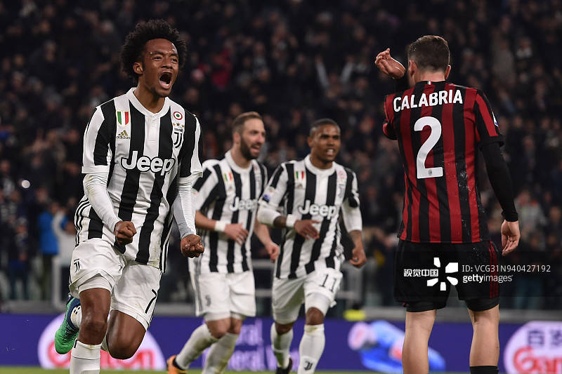 [图]上海海港3-0浙江队 手握中超争冠主动权